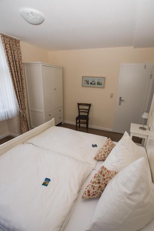 Moselland Hotel Im Enderttal Zum Onkel Willi Кохем Номер фото
