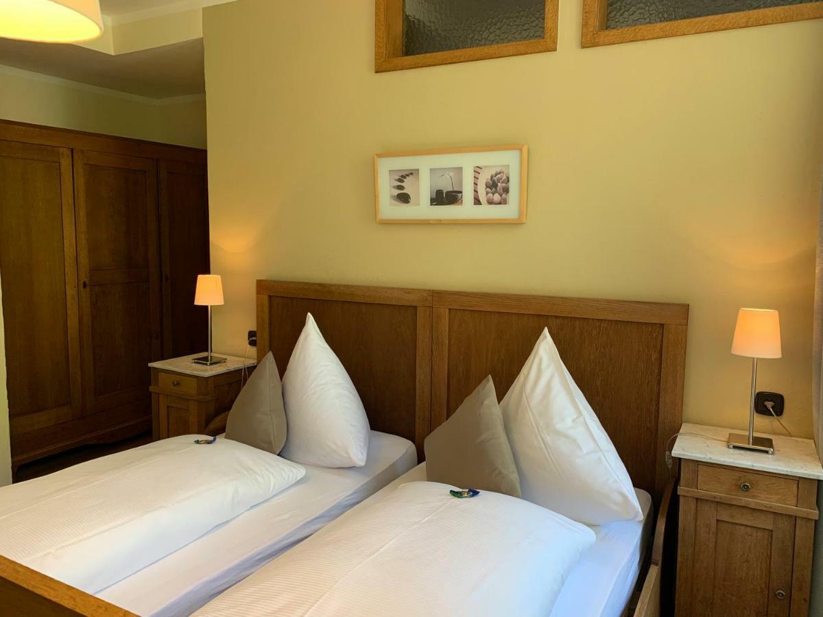 Moselland Hotel Im Enderttal Zum Onkel Willi Кохем Экстерьер фото